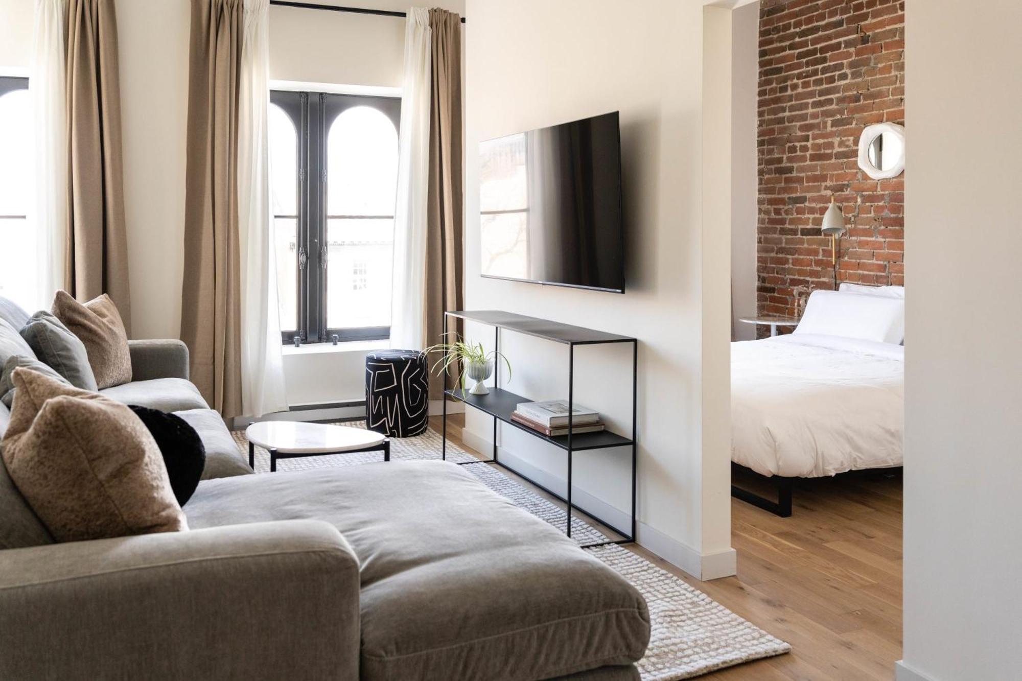 Maison Place Jacques-cartier By Luxury In Transit * Montréal