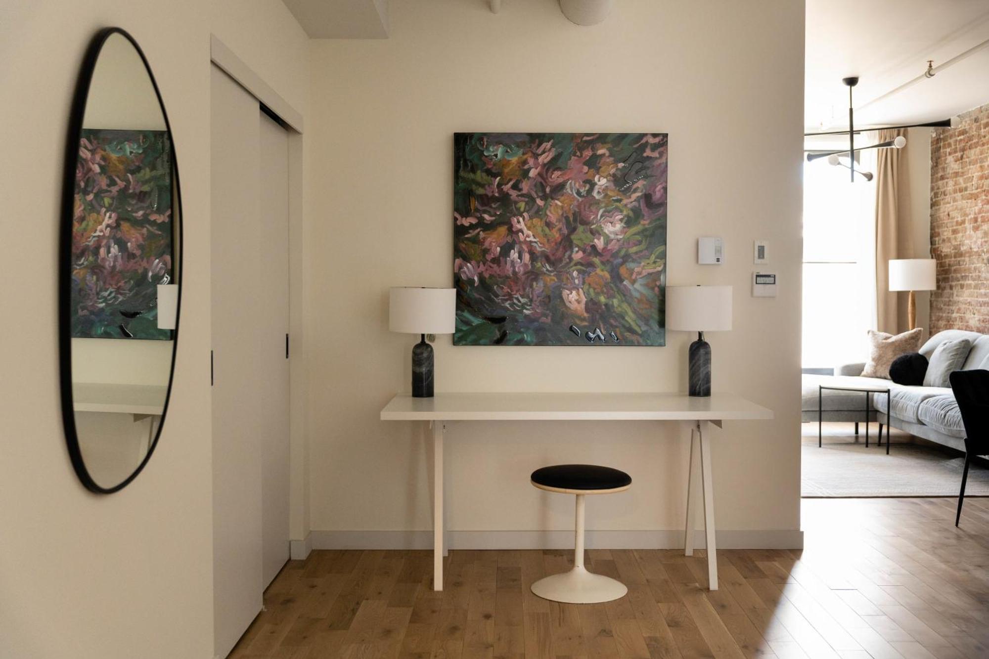 Apartment Maison Place Jacques-cartier By Luxury In Transit Montreal